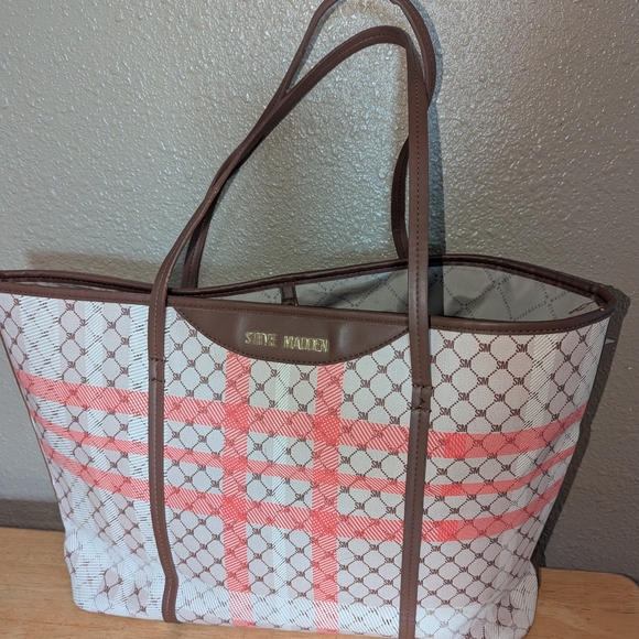 Steve Madden White and Pink Checkered Tote - Picture 1 of 5